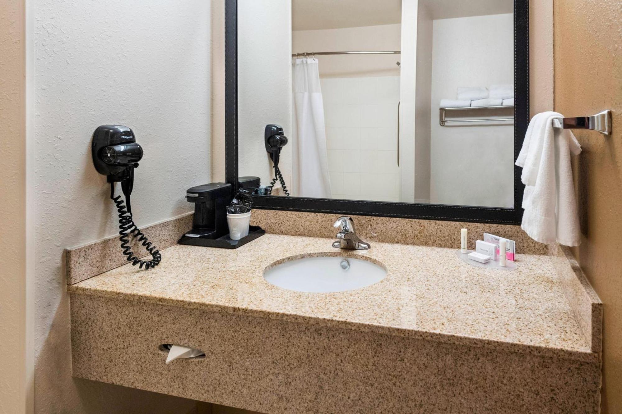 Fairfield Inn & Suites Marianna Εξωτερικό φωτογραφία
